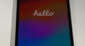 Mint
													Apple iPhone SE 2nd Gen 2020 - Unlocked, White, 128 GB, A2275, photo 1 of 5