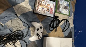Fair
													Xbox One S (2016) - White, 500 GB, photo 2 of 8
