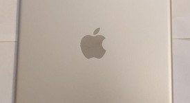 Mint
													Apple iPad 8th Gen - Unlocked, Silver, 32 GB, A2428, photo 5 of 6