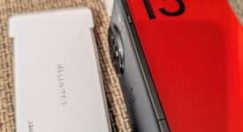 Mint
													OnePlus 13 - Unlocked, Black Eclipse, 512 GB, 16 GB, photo 5 of 6