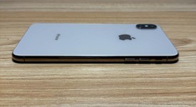 Good
													Apple iPhone Xs Max - AT&T, Gold, 64 GB, A1921, photo 4 of 7