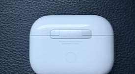 Used
													Apple AirPods Pro 2 - USB-C, photo 4 of 4