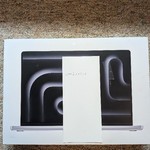 New MacBook Pro 2024 - 16 inch - 1 TB, Space Black, 36 GB, Apple M4 Max 14-core