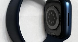 Good
													Apple Watch Series 7 41mm - Unlocked, Blue, A2475 - Cellular, Aluminum, photo 4 of 12