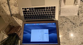 Good
													MacBook Air 2015 - 13" - Silver, 512 GB, 8 GB, photo 5 of 6