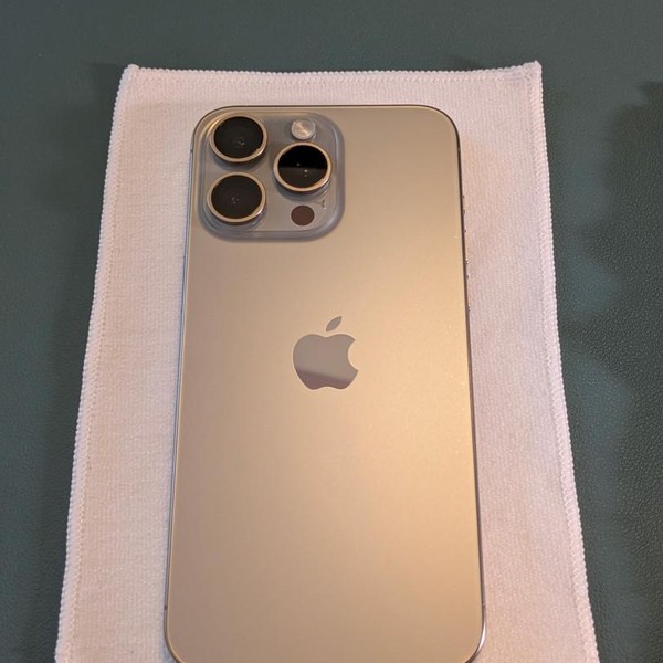 Apple iPhone 15 Pro Max - Unlocked, 256 GB, Natural, A2849