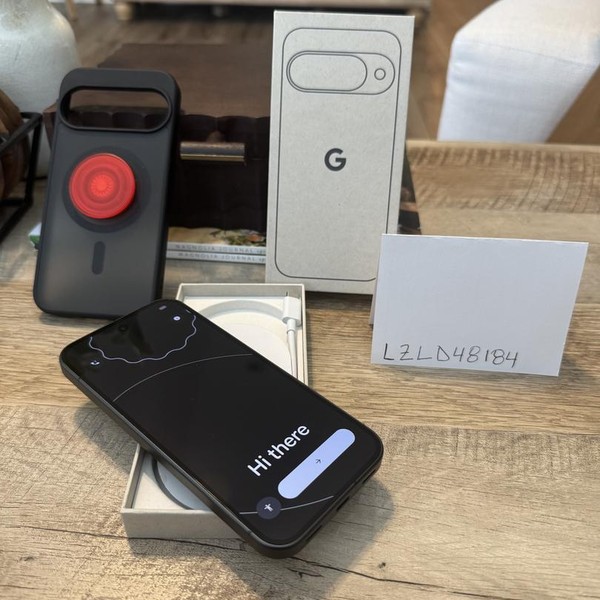 Google Pixel 10 - T-Mobile, 128 GB, Obsidian, GLBW0