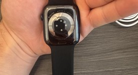 Mint
													Apple Watch Series 9 45mm - Unlocked, Midnight, A2984 - Cellular, Aluminum, photo 5 of 6