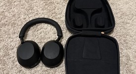 Used
													Sony WH-1000XM5 - Black, photo 1 of 2