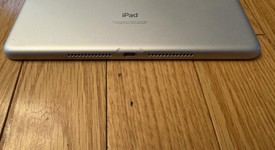 Fair
													Apple iPad 9th Gen - Wi-Fi, Gray, 64 GB, A2602, photo 4 of 6