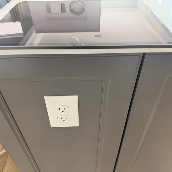 Apple iPad Pro 13 inch (M4) 2024 - Wi-Fi, 256 GB, Black, 8 GB, A2925, Standard Glass