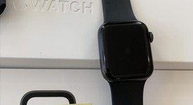 Mint
													Apple Watch Series 4 40mm - Gray, A1977 - GPS, Aluminum, photo 5 of 6