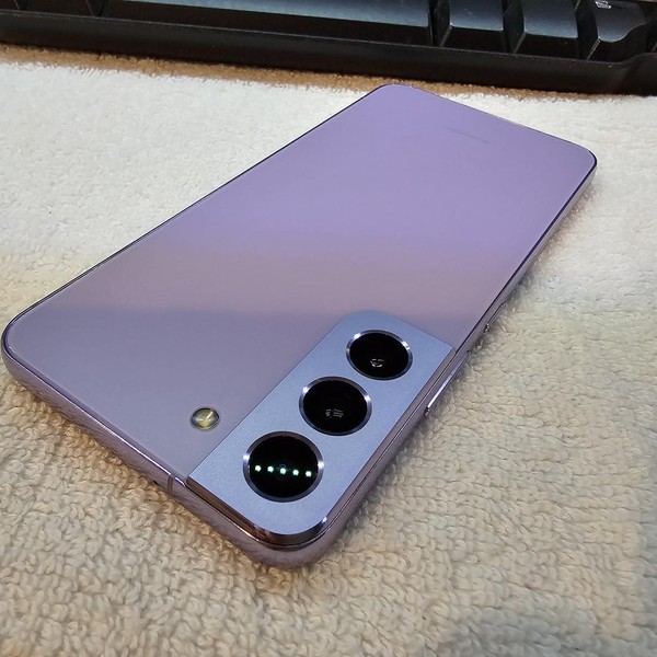 Samsung Galaxy S22 - Unlocked, Purple, 128 GB, 8 GB, SM-S901U1