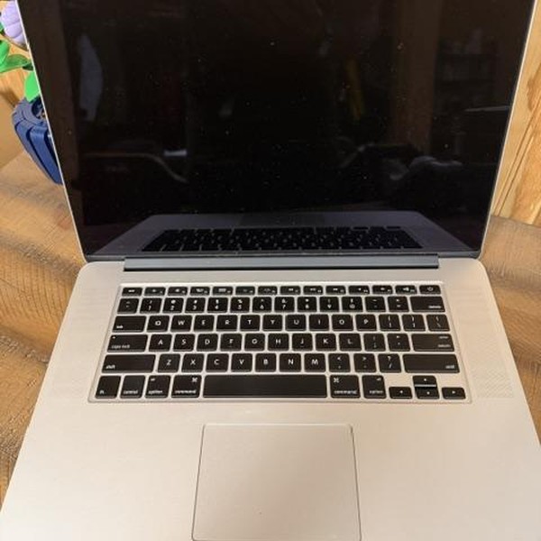 MacBook Pro 2015 (Retina) - 15 inch - 1 TB, Silver, 16 GB