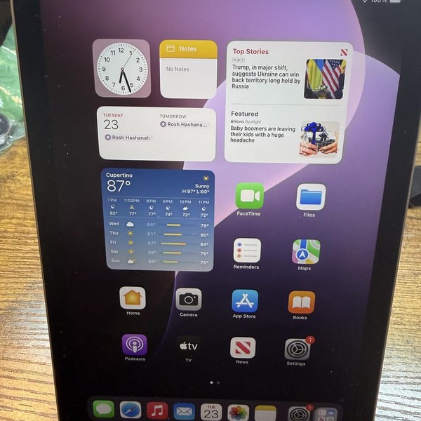 Apple iPad Mini 6th Gen - Wi-Fi, 64 GB, Starlight, A2567