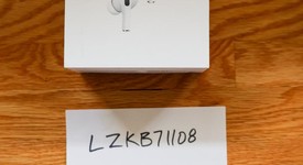 Used
													Apple AirPods Pro 2 - Lightning, photo 2 of 7