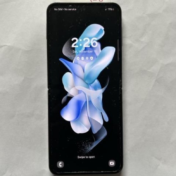 Samsung Galaxy Z Flip4 5G - Unlocked, 128 GB, Graphite, 8 GB, SM-F721U1