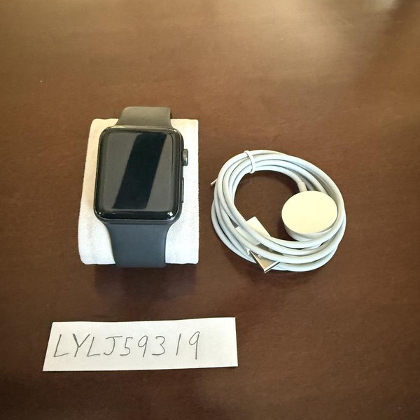 Apple Watch Series 3 42mm - Gray, A1859, Aluminum - GPS