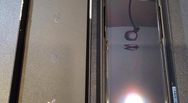 Mint
													Motorola Razr Ultra (2025) - Unlocked, PANTONE Mountain Trail, 512 GB, 16 GB, photo 4 of 11