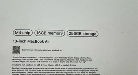 New
													MacBook Air 2025 (M4) - 13" - Apple M4, Midnight, 256 GB, 16 GB, photo 1 of 4