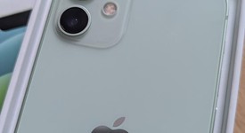 Mint
													Apple iPhone 12 Mini - Unlocked, Green, 64 GB, A2176, photo 4 of 9