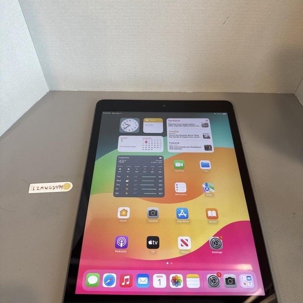 Apple iPad 9th Gen - Wi-Fi, 64 GB, Gray, A2602