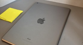 Good
													Apple iPad 5th Gen - Wi-Fi, Gray, 32 GB, A1822, photo 4 of 5