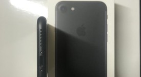 Mint
													Apple iPhone 7 - Metro by T-Mobile, Black, 32 GB, A1660, photo 4 of 6