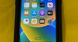 Mint
													Apple iPhone Xr - Unlocked, Black, 64 GB, A1984, photo 1 of 12