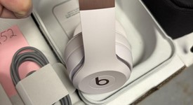 Used
													Beats Solo 4 - Pink, photo 3 of 4