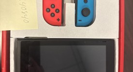 Good
													Nintendo Switch - Red & Blue, 32 GB, photo 4 of 6