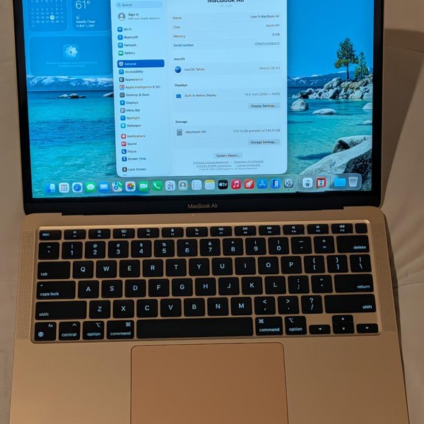 MacBook Air 2020 - 13 inch - 256 GB, Gold, 8 GB, Apple M1