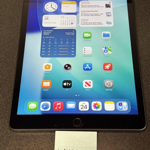 Apple iPad (8th Gen) - Wi-Fi, 128 GB, Gray, A2270