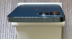 Good
													Apple iPhone 12 Pro Max - Unlocked Non-US, Pacific Blue, 128 GB, A2411, photo 4 of 9