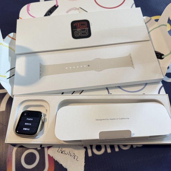 Apple Watch SE (3rd Gen) 40mm - Starlight, A3324 - GPS
