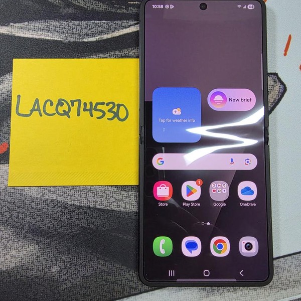 Samsung Galaxy Z Flip7 - Unlocked, 256 GB, Jet Black, 12 GB, SM-F766U1