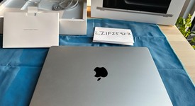 Good
													MacBook Pro Late 2023 (M3) - 14" - Apple M3 Pro 12-core, Silver, 2 TB, 36 GB, 18-core GPU, photo 1 of 10