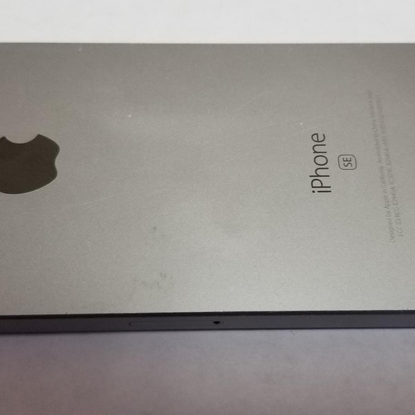 Apple iPhone SE 1st Gen 2016 - AT&T, 32 GB, Grey, A1662