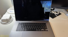 Good
													MacBook Pro 2019 - 16" - I7, Silver, 512 GB, 16 GB, photo 4 of 5