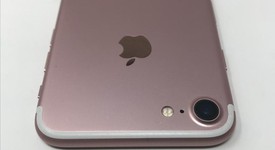 Good
													Apple iPhone 7 - Unlocked, Rose Gold, 32 GB, A1778, GSM, photo 4 of 5