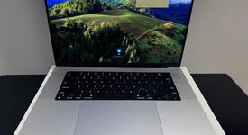 Good
													MacBook Pro 2021 - 16" - Apple M1 Max, Silver, 2 TB, 32 GB, photo 2 of 9