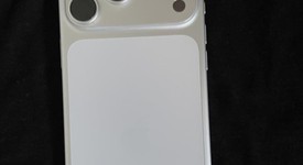 Mint
													Apple iPhone 17 Pro Max - Unlocked, Silver, 256 GB, A3257, photo 2 of 8