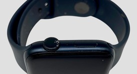 Fair
													Apple Watch SE 2nd Gen 44mm - Midnight, A2723 - GPS, Aluminum, photo 5 of 6