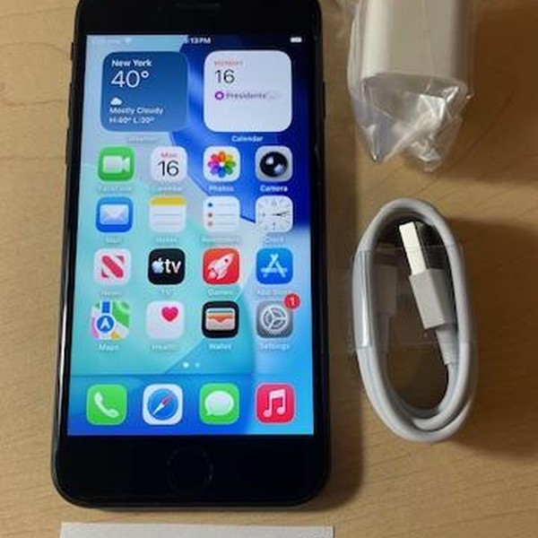 Apple iPhone SE 2nd Gen 2020 - Unlocked, 64 GB, Black, A2275