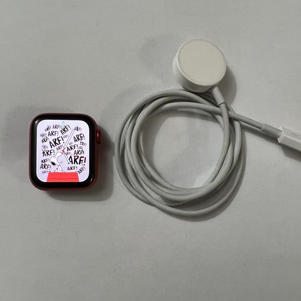 Apple Watch Series 6 40mm - Red, A2291 - GPS, Aluminum