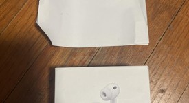 Used
													Apple AirPods Pro 3, photo 1 of 6