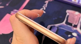 Good
													Apple iPhone 8 - Unlocked Non-US, Gold, 64 GB, A1906, photo 5 of 6