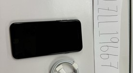 Mint
													Apple iPhone SE 3rd Gen 2022 - Unlocked, Midnight, 64 GB, A2595, photo 4 of 7
