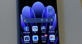 Mint
													Oppo Find N5 - Unlocked Non-US, Cosmic Black, 512 GB, 16 GB, photo 1 of 10