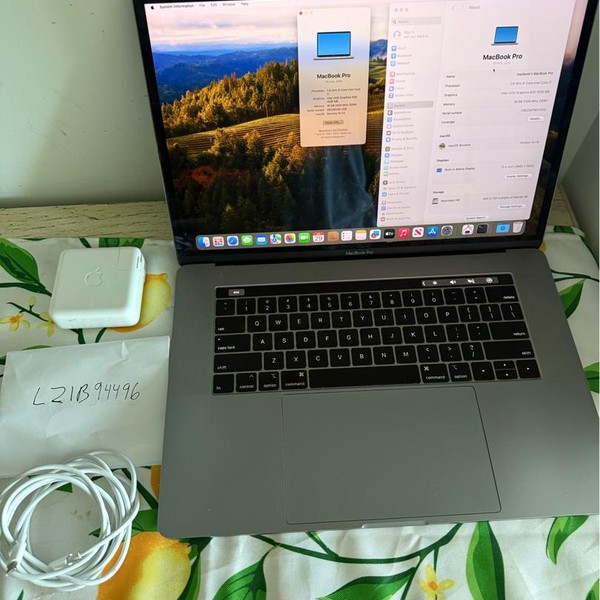 MacBook Pro 2019 - 15 inch - I7, Gray, 512 GB, 16 GB